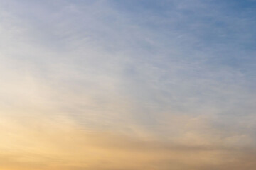 初夏の空　茜色に染まる夕焼け空03