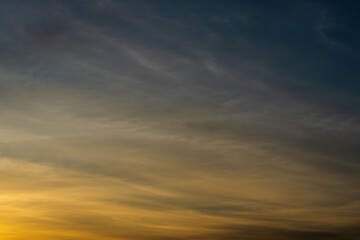 初夏の空　茜色に染まる夕焼け空24
