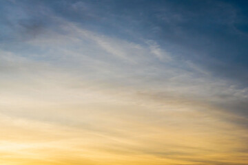初夏の空　茜色に染まる夕焼け空30