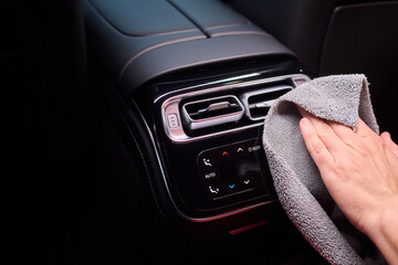Thoroughly Cleaning the Interior Features of Your Luxury Car for a Fresh and New Appearance