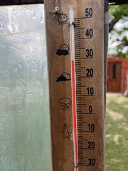 Termometr duża temperatura © Maciej G. Szling