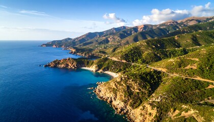 Obraz premium Coastal mountain road