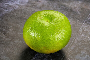 Green ripe fruit sweetie citrus