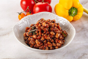 Black eye beans wutg tomato sauce