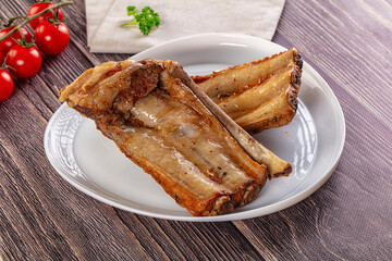 Steamed pork ribs with spices