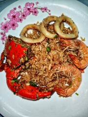 Fried rice with seafood