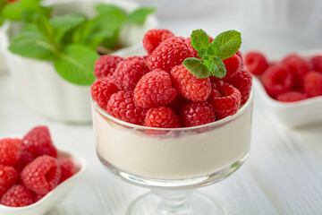 Mascarpone cream with fresh raspberries.