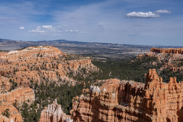 Sunset Point Overlook, Bryce Canyon National Park, Utah. Claron Formation, (Tcp) Pink member;...