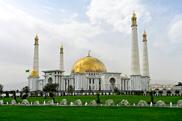 Weiße Hauptstadt Ashgabat - Turkmenistan