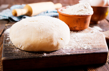 dought and ingredients, fresh dought