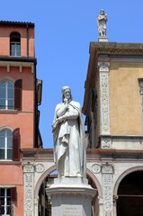 Piazza dei Signori, verona, italy, statue, square, poet Dante Alighieri, monument, architecture,...