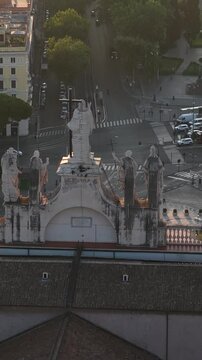 Piazza San Giovanni in Laterano, Roma, Italia.
Vista aerea della piazza ristrutturata per il Giubileo 2025. 