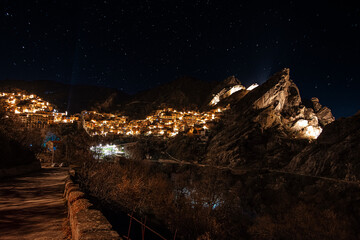 the village of Castelmezzano at night