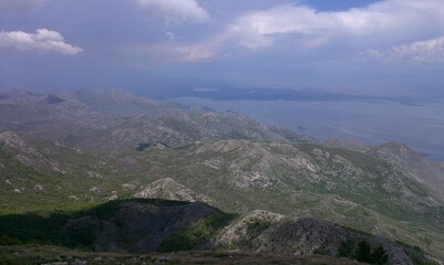 view of the mountains