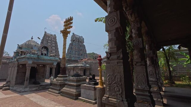 Thirukalukundram is known for the Vedagiriswarar temple complex, popularly known as Kazhugu koil (Eagle temple). This temple consists of two structures, one at foot-hill and the other at top-hill.	