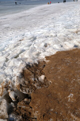 Obraz premium snow on the sandy shore