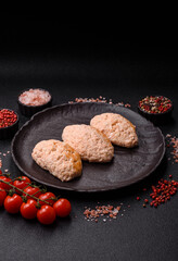 Steamed fish or chicken cutlets or meatballs with salt and spices. Fish cutlets