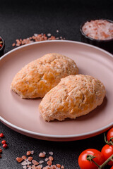 Steamed fish or chicken cutlets or meatballs with salt and spices. Fish cutlets