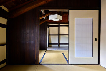 和風建築の居間