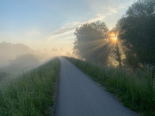 Nowy Sącz EuroVelo wschód słońca.