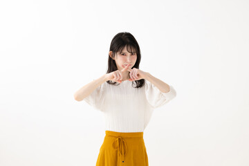NGサインをする女性