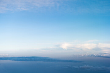 Obraz premium Airplane view of sky and cloud