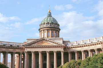 Fototapeta premium Kazan Cathedral in St. Petersburg. The building is surrounded by trees and has a very majestic view. Saint Petersburg , Russia 07/23/2021