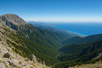 Obraz premium Stunning panorama from the summit of a legendary mountain