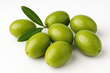 Obraz premium Detailed close-up of olive fruits on a white background