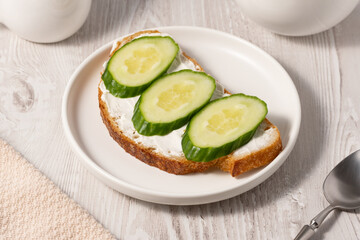 Cream Cheese and Cucumber Sandwiches