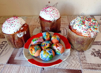 Decorating boiled chicken eggs and sweet pastries has always been a tradition of Ukrainian housewives for the great holiday of Easter.