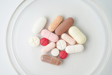 vitamin supplements capsules pill, softgel, fish oil, omega 3, vitamin E