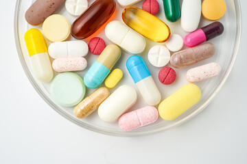 vitamin supplements capsules pill, softgel, fish oil, omega 3, vitamin E