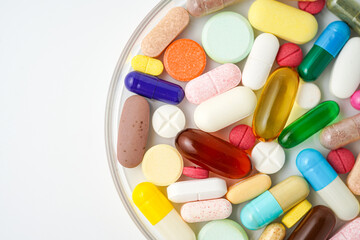 vitamin supplements capsules pill, softgel, fish oil, omega 3, vitamin E