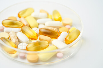 vitamin supplements capsules pill, softgel, fish oil, omega 3, vitamin E