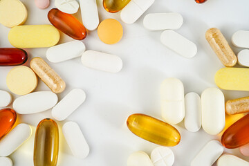 vitamin supplements capsules pill, softgel, fish oil, omega 3, vitamin E