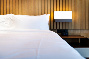 A tidy bed in the hotel
