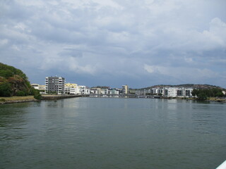 Obraz premium view of the river and the city of the city