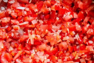 drobno krojone pomidory z cebulką, finely sliced tomatoes with onions