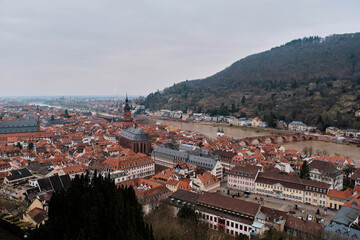 Fototapeta premium Blick vom Heidelberger Schloss auf Stadt und Neckar