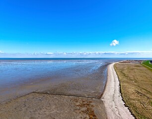 Luftbild am Wattenmeer mit Landgewinnung im Wangerland nahe Horumersiel, Küstenschutz, Friesland, Niedersachsen, Deutschland, Meeresspiegel