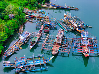 Old Philippine fishing boats left for scrap near Tacloban Leyte
