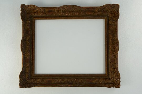 Photo frame outline, Close-up