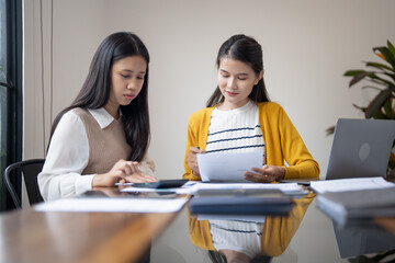 Asian Business woman Meeting Design Ideas professional investor working new start up project. businesswoman working together meeting concept