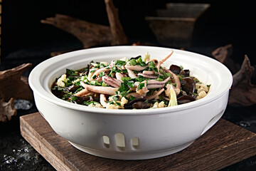 Jiaodong Seafood Series Thick Soup with Leeks and Squid Tentacles