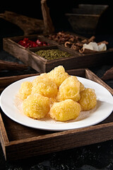 Zhangjiakou traditional food golden yellow rice flour fried cake