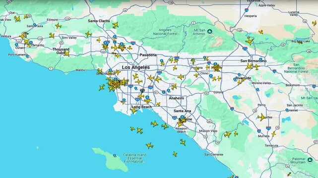 Live Aircraft Map Showing Flight Density Over Los Angeles Region, Real-time aviation tracker visualizing plane locations and air routes above Southern California