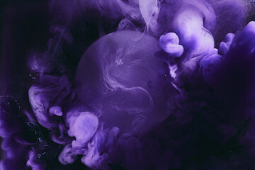 Obraz premium Abstract colorful background. Moving flow of purple paints, fluid liquid art, space sky