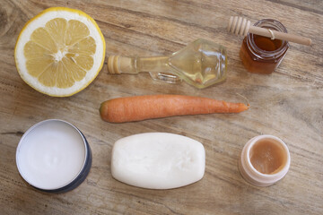 making a face mask at home