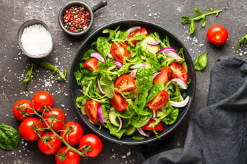 Fresh salad with leaves and vegetables.